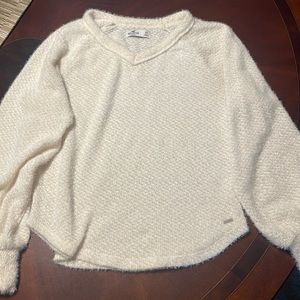 Long sleeve cuffed Hollister sweater